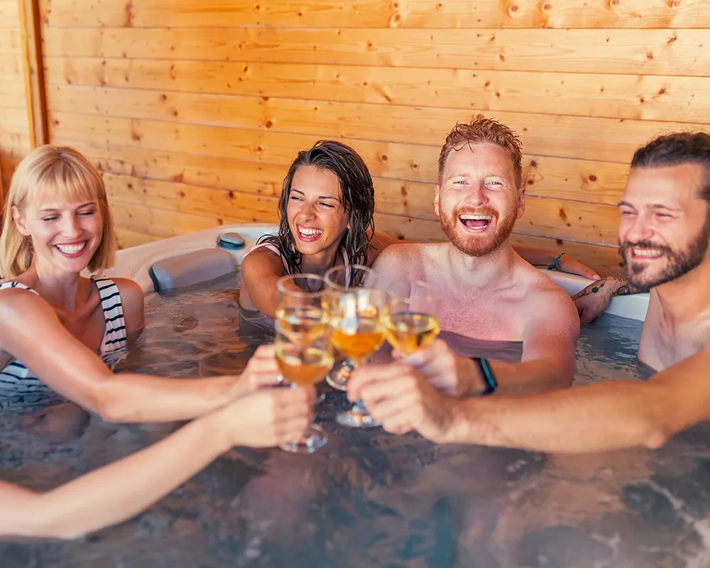 5-people-hot-tub